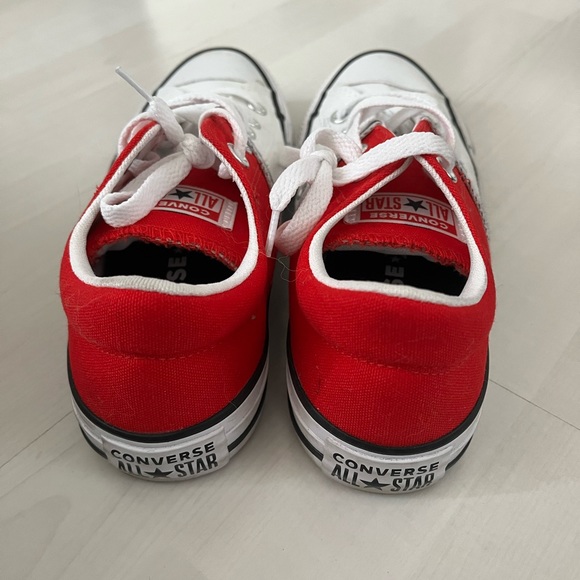 Gently Used Red Converse Ctas Classic Low Top Sneakers Woman’s Size 6 Canvas - Picture 4 of 9
